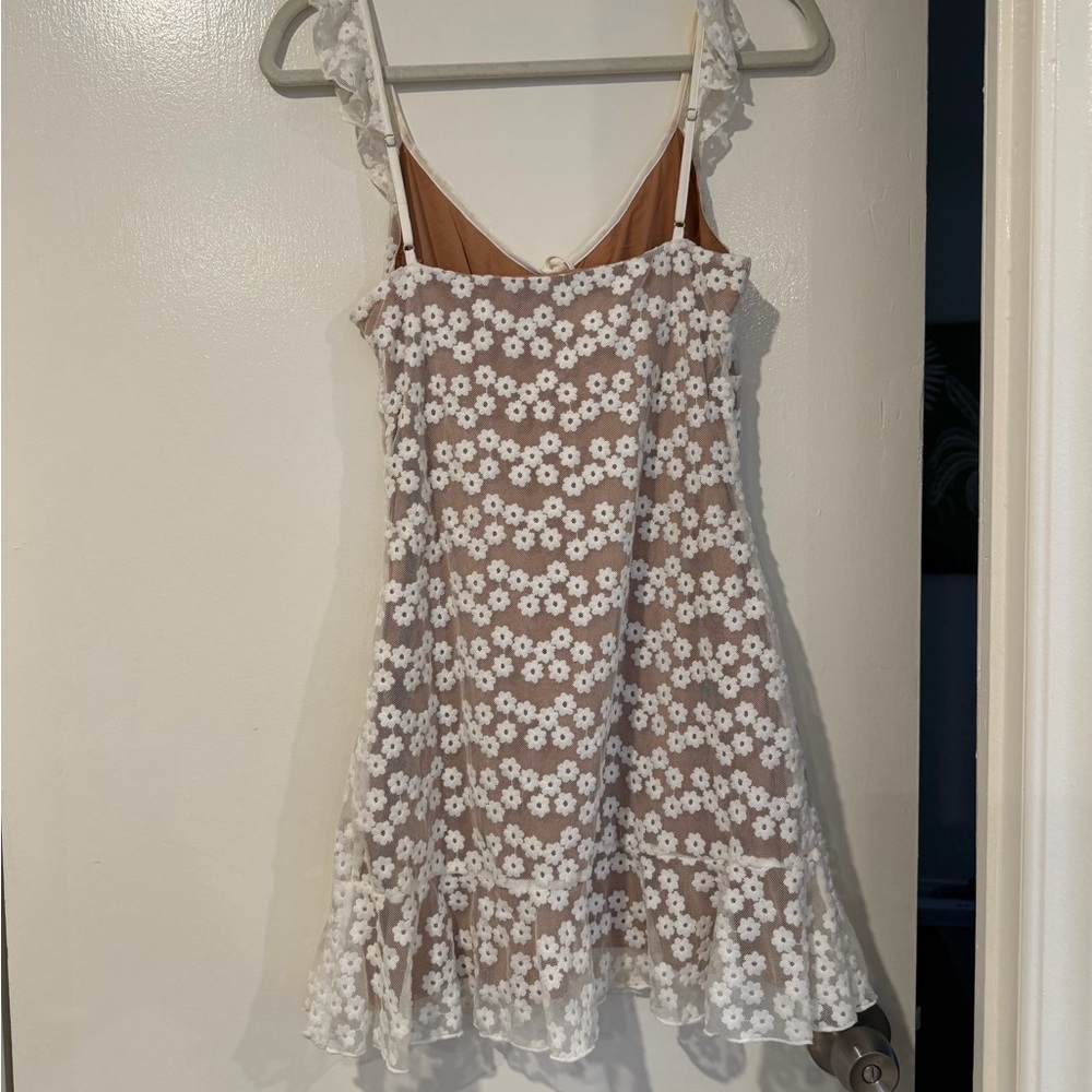 MAJORELLE Tan Fabric and White Dress. Size small - Picture 2 of 3